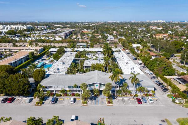 Venetian Park, 2151 NE 42nd Ct #136, Lighthouse Point, Florida 33064, image 1