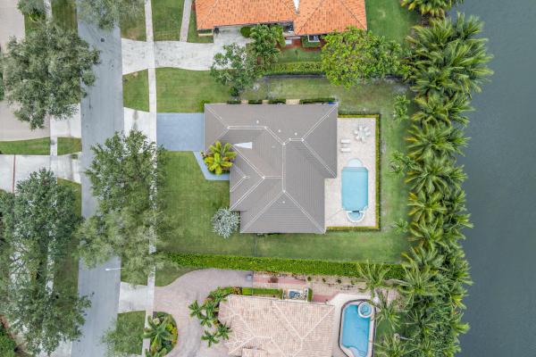Presidential Estates, 3317 Embassy Dr, West Palm Beach, Florida 33401, image 1