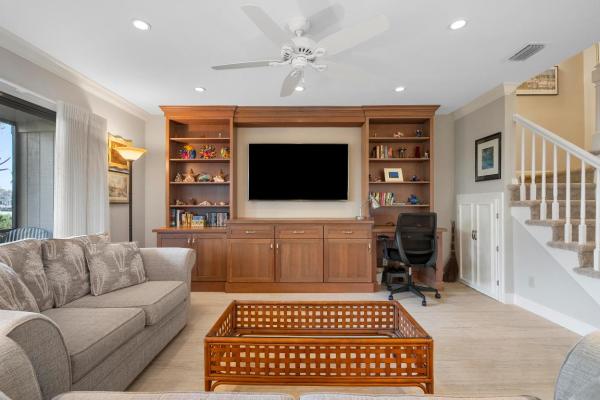Riverbend Country Club, 9200 SE Riverfront Ter #E, Jupiter, Florida 33469, image 3