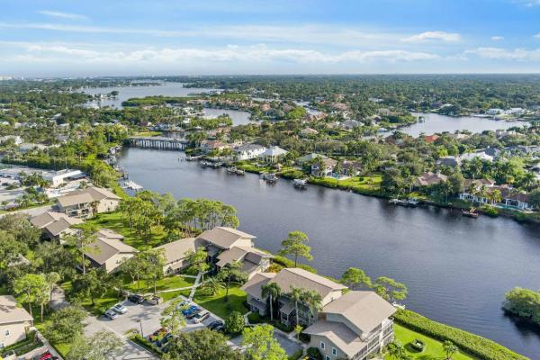 Riverbend Country Club, 9200 SE Riverfront Ter #E, Jupiter, Florida 33469, image 1