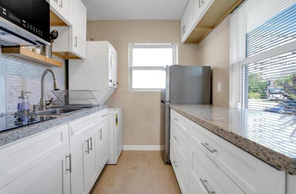 865 SE 20th Ave #1, Deerfield Beach, Florida 33441, image 1