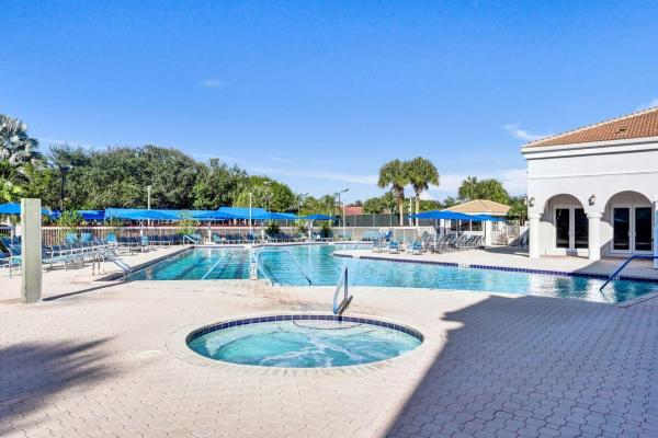 Alexandra Village, 5415 Verona Dr #I, Boynton Beach, Florida 33437, image 1