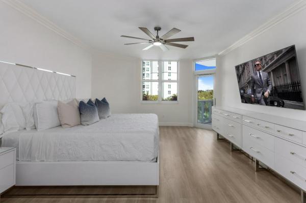 Townsend Place, 550 SE Mizner Blvd #B402, Boca Raton, Florida 33432, image 1