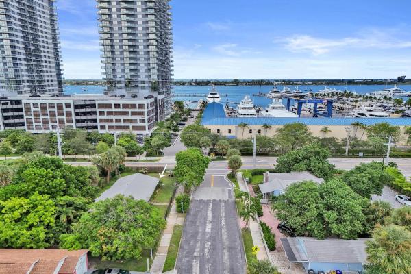 Northwood Gardens, 401 42nd St, West Palm Beach, Florida 33407, image 1