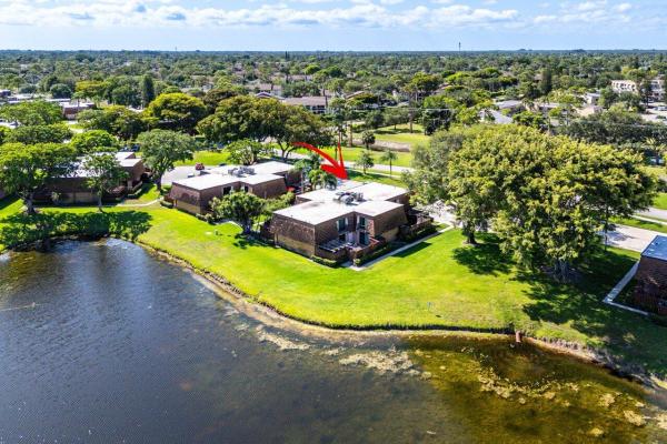 Sherwood Lakes, 2809 28th Ln, Greenacres, Florida 33463, image 2