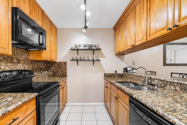 Sherwood Lakes, 2809 28th Ln, Greenacres, Florida 33463, image 1