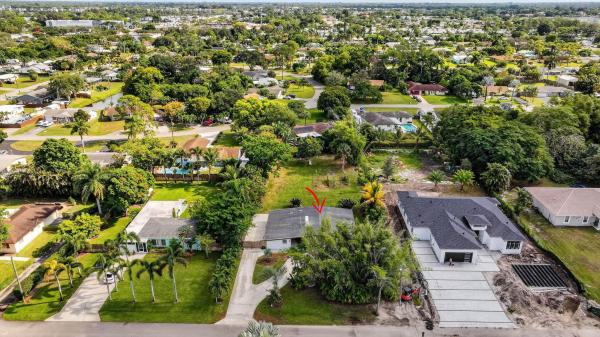 Florida Gardens, 51 Barberton Rd, Lake Worth, Florida 33467, image 2