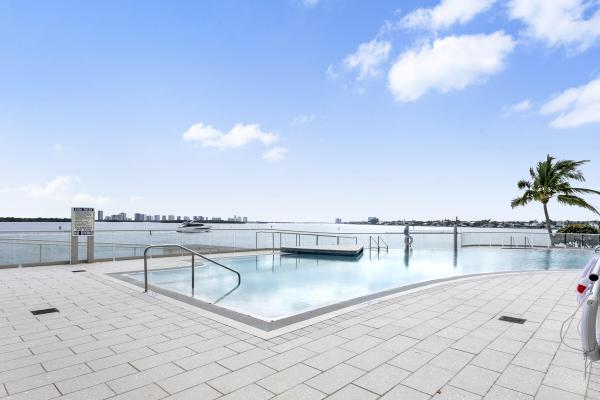 Lake Point Tower, 100 Lakeshore Dr #454, North Palm Beach, Florida 33408, image 1