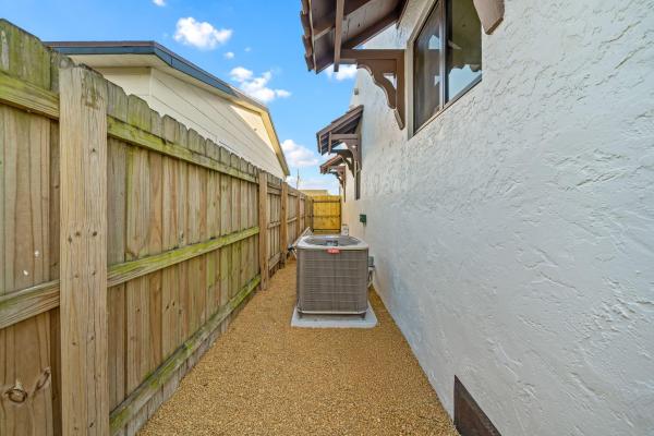 Estates Of South Palm Beach, 342 Malverne Rd, West Palm Beach, Florida 33405, image 1