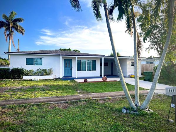 Palm Springs Village, 337 E Lake Rd, Palm Springs, Florida 33461, image 2