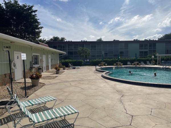 Regal Palms, 3300 Springdale Blvd #201, Palm Springs, Florida 33461, image 1