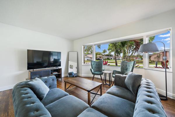 South Shore Of Wellington, 1342 Essex Dr, Wellington, Florida 33414, image 1