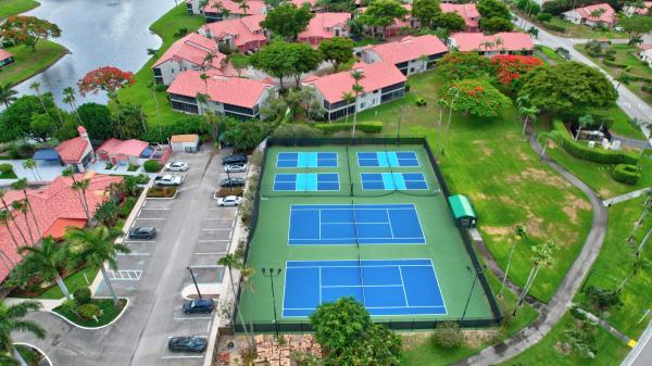 The Lexington Club, 7972 Lexington Club Blvd #A, Delray Beach, Florida 33446, image 2