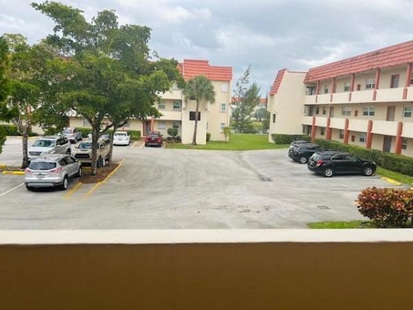 Sunrise Lakes 1, 8000 N Sunrise Lakes Dr #209, Sunrise, Florida 33322, image 2