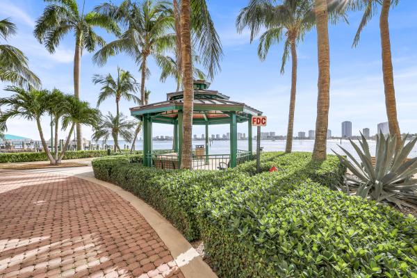 Marina Grande Club & Residences, 2640 Lake Shore Dr #1510, Riviera Beach, Florida 33404, image 3