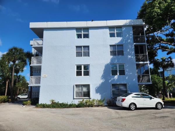 Seagate Of Gulfstream, 2000 S Federal Hwy #106, Boynton Beach, Florida 33435, image 1