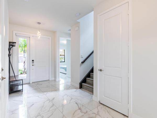 Villamar At Toscana Isles, 7191 Montereal Path, Lake Worth, Florida 33463, image 2