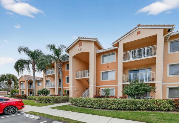 221 SW Palm Dr #104, Port St. Lucie, Florida 34986, image 1