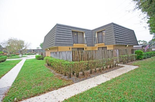 Village Of Sandalwood Lakes, 1917 19th Way, West Palm Beach, Florida 33407, image 1