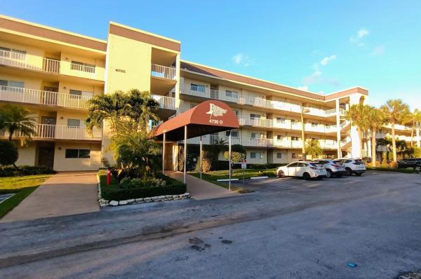 4735 Lucerne Lakes Blvd E #413, Lake Worth, Florida 33467, image 1