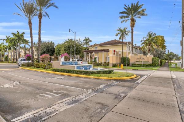 8970 W Flagler St #208, Miami, Florida 33174, image 1