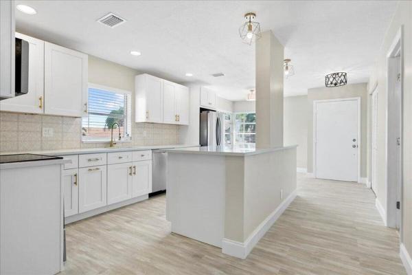 Palm Greens At Villa Del Ray, 13921 Royal Palm Ct #D, Delray Beach, Florida 33484, image 1