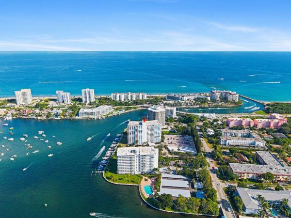 Lake House South, 875 E Camino Real, Boca Raton, Florida 33432, image 3