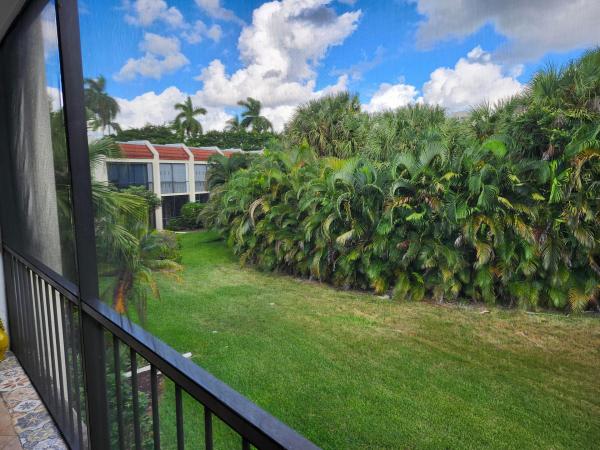 Garden Court Villas, 1707 Consulate Pl #202, West Palm Beach, Florida 33401, image 1