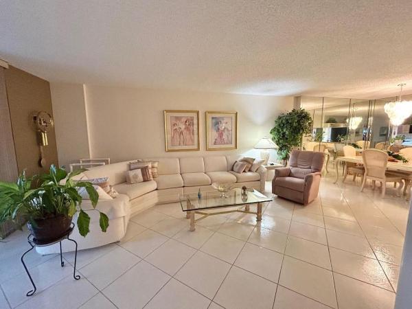 4725 Lucerne Lakes Blvd E #314, Lake Worth, Florida 33467, image 1