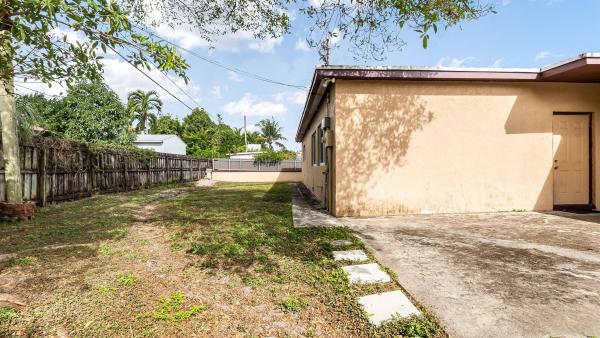 Lake Forest, 3500 SW 47th Ave #, West Park, Florida 33023, image 1