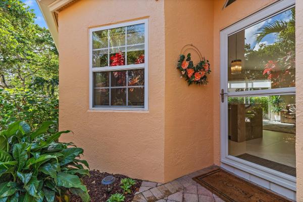 Villa D'Este, 45 Via Verona, Palm Beach Gardens, Florida 33418, image 2