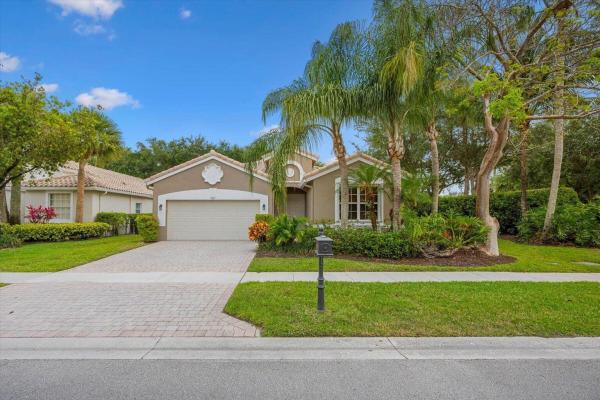 9819 Mantova Dr, Lake Worth, Florida 33467, image 1