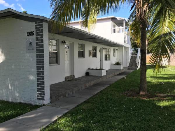 Fulford By The Sea, 1985 NE 172nd St, North Miami Beach, Florida 33162, image 3