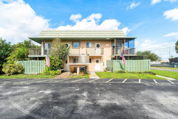 1805 Fairview Villas Dr #3, Palm Springs, Florida 33406, image 1