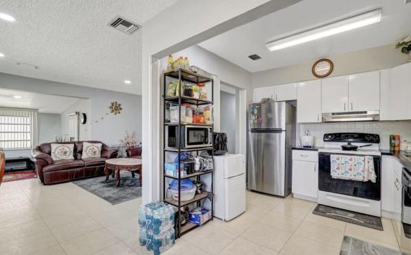 Hollywood No HOA, 7530 Atlanta St, Hollywood, Florida 33024, image 2