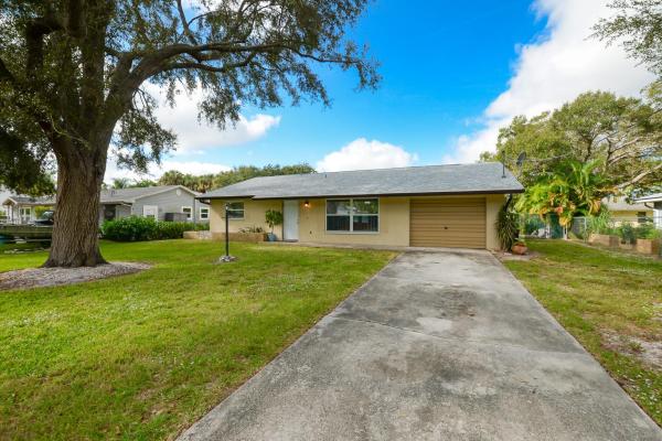 Indian River Estates, 5409 Sunset Blvd, Fort Pierce, Florida 34982, image 1