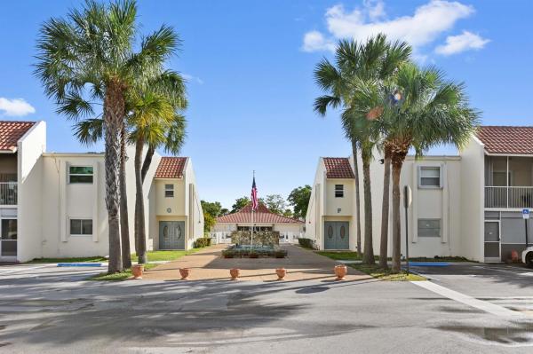 Deerfield Pines, 1428 SE 4th Ave #215, Deerfield Beach, Florida 33441, image 1