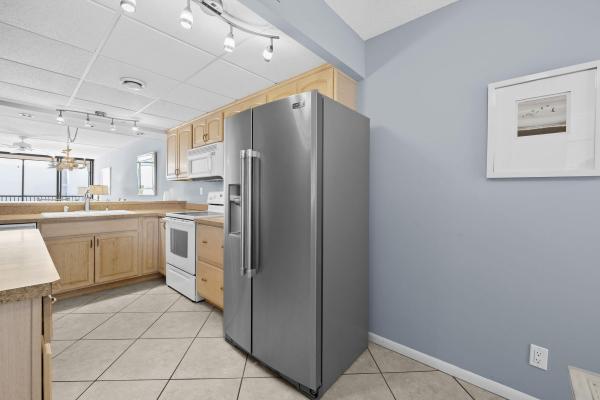 Boca Bayou, 15 Royal Palm Way #5050, Boca Raton, Florida 33432, image 3
