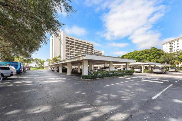 Governor's Pointe, 356 Golfview Rd #Ph-7, North Palm Beach, Florida 33408, image 1