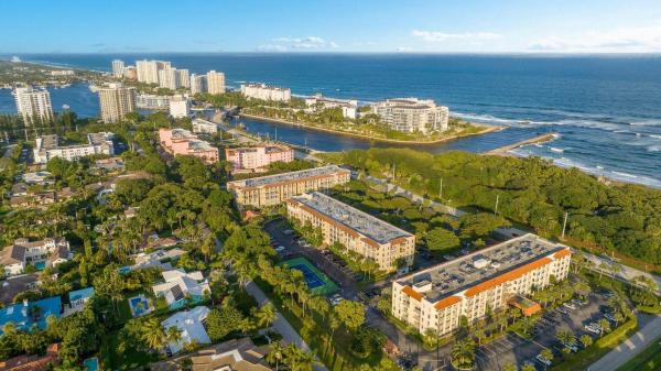 Tierra Del Mar, 950 Ponce De Leon Rd #109, Boca Raton, Florida 33432, image 1