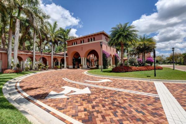 Buena Vida, 9121 Via Elegante, Wellington, Florida 33411, image 1