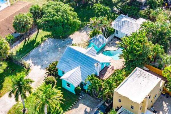 Dell Park, 254 NE 12th St, Delray Beach, Florida 33444, image 1