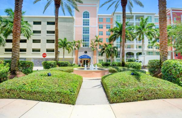 The Moorings At Lantana, 804 E Windward Way #404, Lantana, Florida 33462, image 1