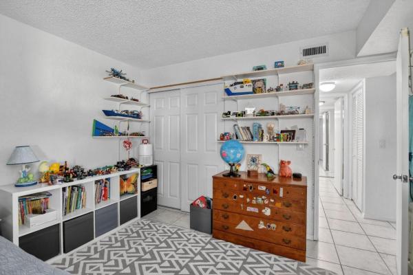 Camino Real Village, 5650 Camino Del Sol #106, Boca Raton, Florida 33433, image 1