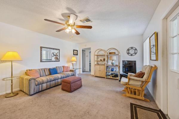 La Pinata, 3622 La Playas Ct #B-2, Greenacres, Florida 33463, image 2
