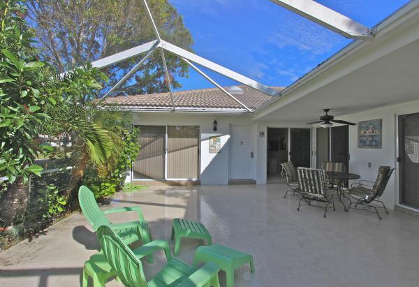 Sun Terrace At The Oaks, 10201 Chapman Oak Ct, Palm Beach Gardens, Florida 33410, image 2