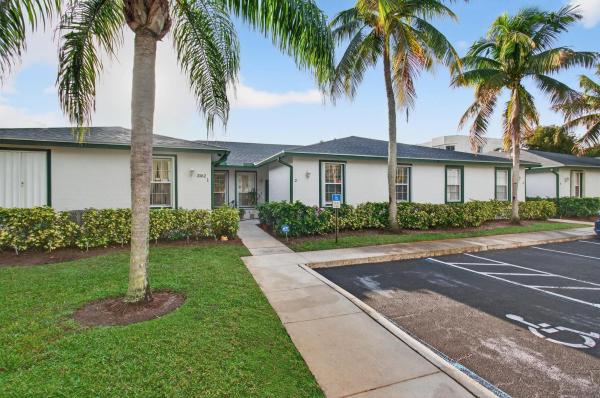 3162 Via Poinciana #2, Lake Worth, Florida 33467, image 1
