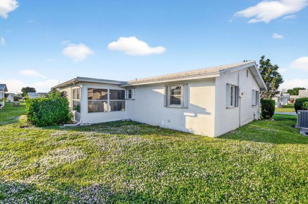 Palm Beach Leisureville, 814 SW 6th Ave, Boynton Beach, Florida 33426, image 1