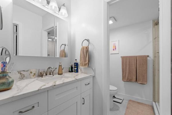Hampton Gardens, 808 SE 7th St #405, Deerfield Beach, Florida 33441, image 2