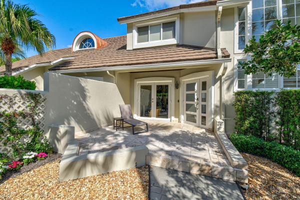 Muirfield, 2576 Muirfield Ct, Wellington, Florida 33414, image 3